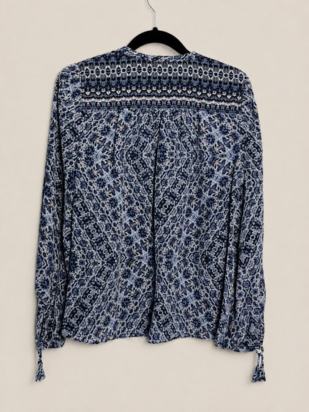 Rebecca Taylor Silk Top in Navy Boho, Size 8 - Picture 3 of 10